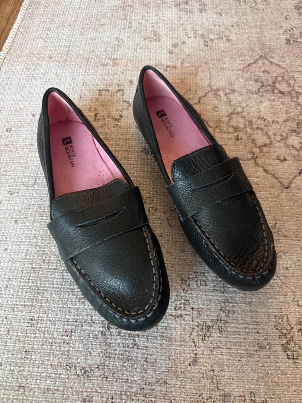 White Mountain Black Leather Penny Loafers with Pink Insoles